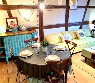 Riquewihr Apartamento | Gite "Au coeur de Riquewihr - vue sur le vignoble" à Riquewihr