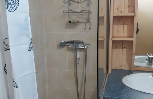 Carnoules Cabaña | Gîte baba en un viñedo