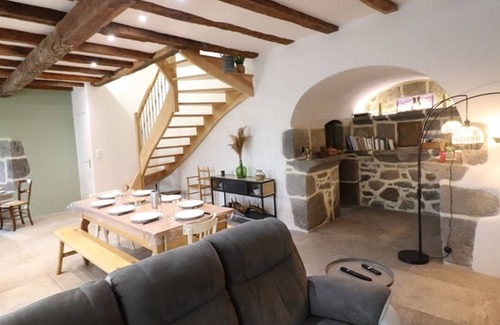 Besse Cabaña | Gite Besse, 4 bedrooms, 8 persons