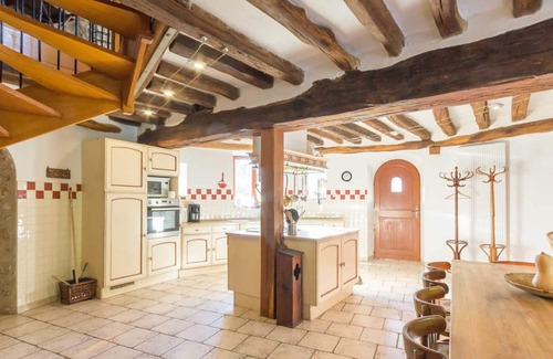 Cernay-la-Ville Cabaña | Gite Cernay-la-Ville, 4 bedrooms, 8 persons