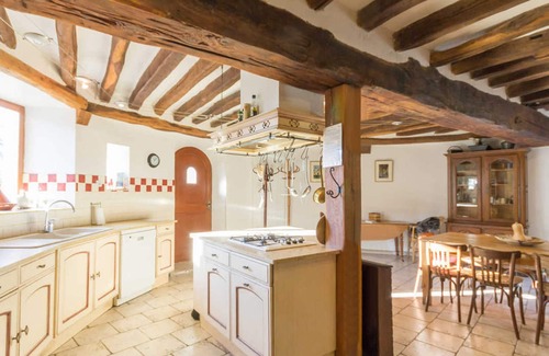 Cernay-la-Ville Cabaña | Gite Cernay-la-Ville, 4 bedrooms, 8 persons