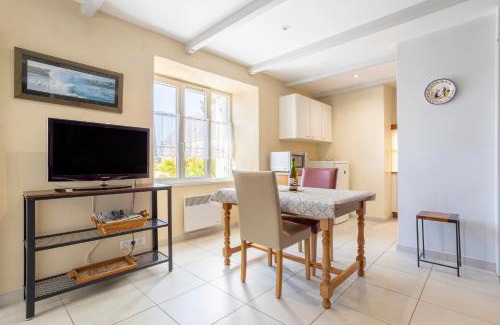 Mahalon Casa | Gite Cheminée, Kerantum, Au Calme
