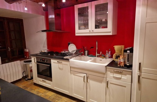 Valuejols Cabaña | Gîte 'Chez Marie-Louise' con terraza privada y jardín común