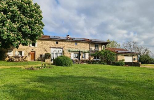 Saint-Flour Apartamento | Gite Chez Tiane Saint-Flour-l'étang