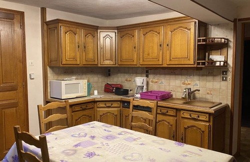 Fresnay-le-Samson Casa | GITE CLOSE TO THE VILLAGE OF CAMEMBERT