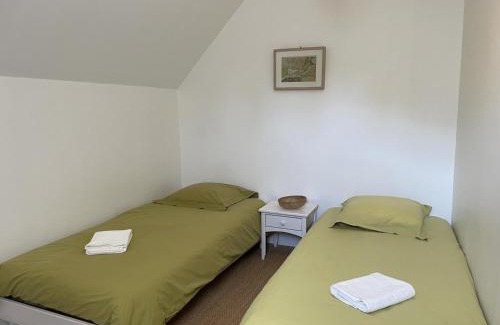Trevol Casa | Gite de charme avec jardin privatif, WiFi et barbecue, à proximité du Château d'Avrilly - FR-1-489-223