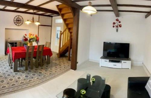 Embreville Casa | Gite de Coquelicots avec Jacuzzi à Embreville