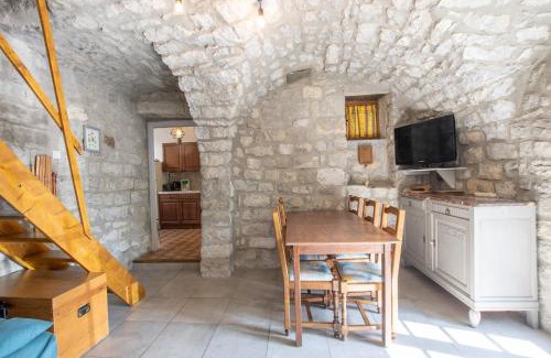 Berrias-et-Casteljau Casa | Gite de l'écurie