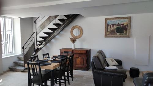 Beine Casa | GITE DE L'AETI JACUZZI PISCINE