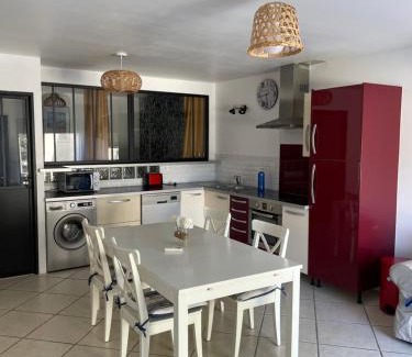 Peyriac-de-Mer Apartamento | gite de l'ille, avec terrasse et parking privé