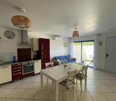 Peyriac-de-Mer Apartamento | gite de l'ille, avec terrasse et parking privé