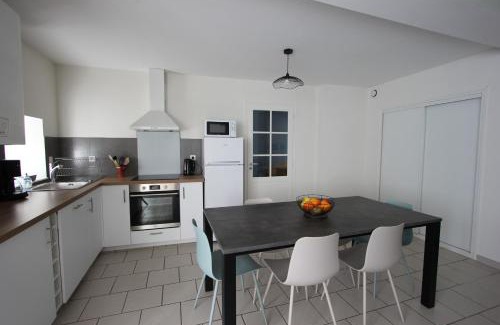 Pontgibaud Casa | Gite de la rue du château - tout inclus