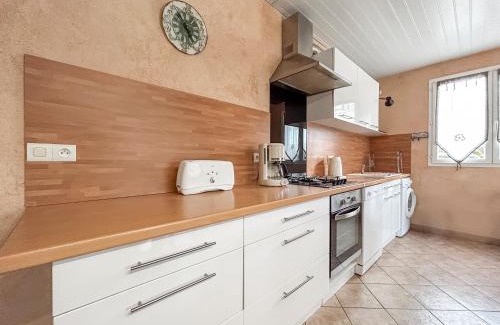 Eymeux Apartamento | Gite Des Prés