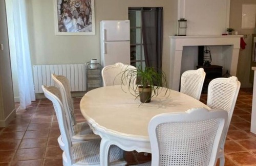 Archiac Casa | GITE DES VIGNES