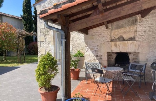 Archiac Casa | GITE DES VIGNES