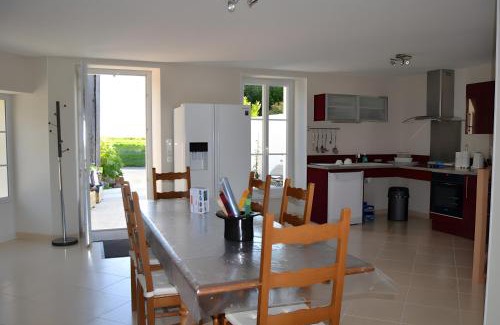Chenac-Saint-Seurin-d'Uzet Casa | Gite Du Chai