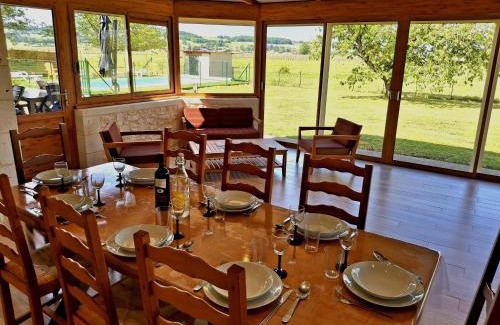 Bergerac Casa | Gite du Conty - Maison familiale avec piscine au cœur du Périgord, proche Bergerac