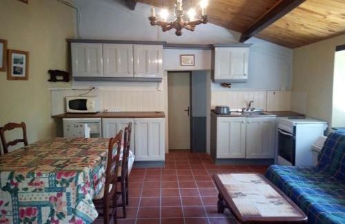 Mareuil-Sur-Lay-Dissais Casa | Gite Du Rocher