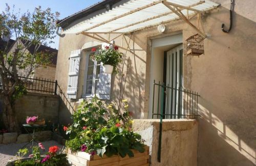 Chassey-le-Camp Casa | GITE DU VIGNERON