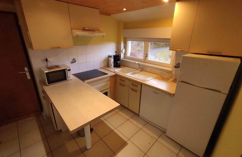 Dommartin-les-Remiremont Cabaña | Gîte-Élodie-Familiar-Baño con bañera-Vista a la Montana