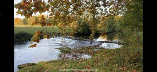 Jousse Casa | gite en pleine campagne au bord de la rivière