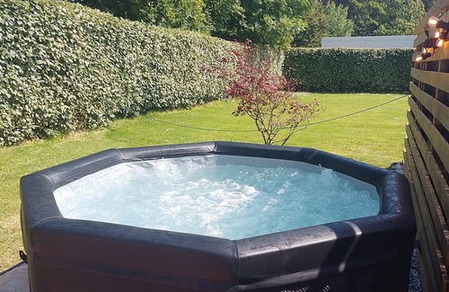 Senneville-sur-Fecamp Casa | Gite Fécamp with billiard table, parking - jacuzzi from June to September included