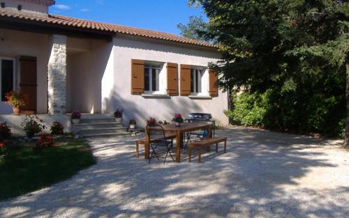 La Garde-Adhemar Casa | Gite Ferme des Rosières