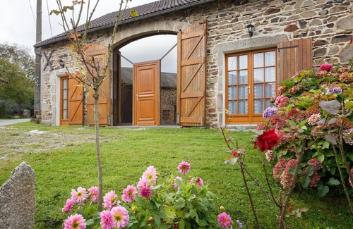 Ferrieres-sur-Sichon Cabaña | Gite Ferrières-sur-Sichon, 3 bedrooms, 7 persons
