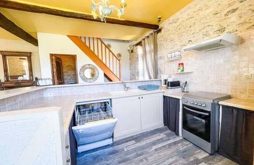 Martel Cama Y Desayuno | Gite for 25 people with swimming pool and jacuzzi