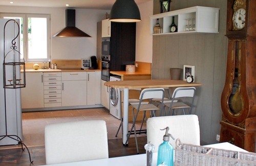 Doucier Chalet De Esquí | Casa 6 a 8 personas, casa de madera de calidad de diseño contemporáneo. Espacio Bcp