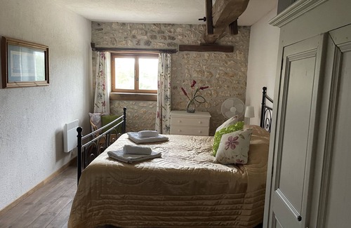 Baignes-Sainte-Radegonde Otro | Gite with exclusive pool use - peaceful location. Charente, France