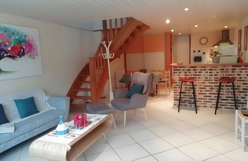 Le Cloitre-Saint-Thegonnec Casa | Gîte 'Entre Terre Et Mer' con Terraza y Wi-Fi