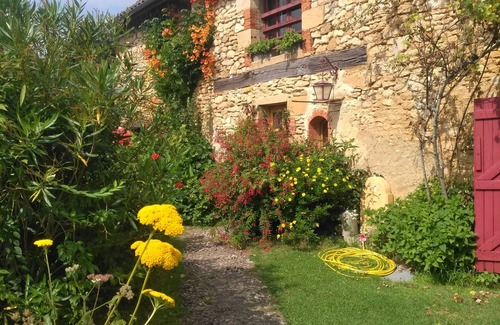 Beynac-et-Cazenac Apartamento | Apartamento en una casa de 1900 situados en el pequeño pueblo