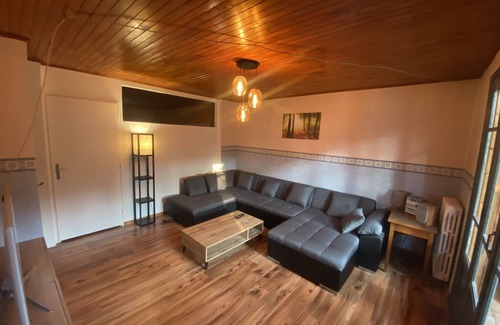 Mesnois Apartamento | Gîte in a typical village, 10 minutes from Lac de Granvaud and 15 minutes from Chalain.