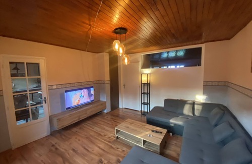 Mesnois Apartamento | Gîte in a typical village, 10 minutes from Lac de Granvaud and 15 minutes from Chalain.
