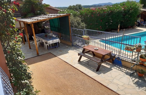 Boisset-et-Gaujac Casa | Casa rural en casa independiente tiene boisset y gaujac