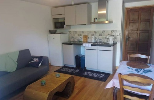 Montret Casa | Gite in Montret