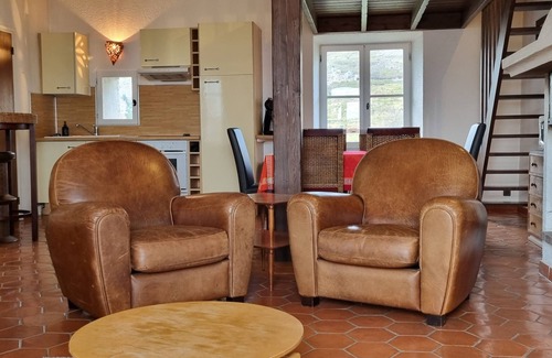 Gourdon Apartamento | Casa rural en el corazón del pueblo "Plein Ciel"