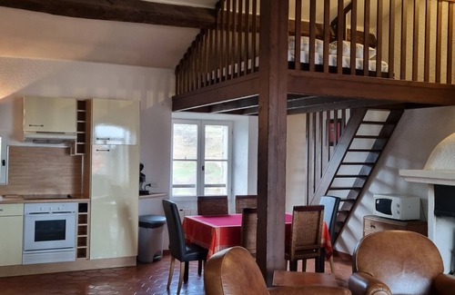 Gourdon Apartamento | Casa rural en el corazón del pueblo "Plein Ciel"