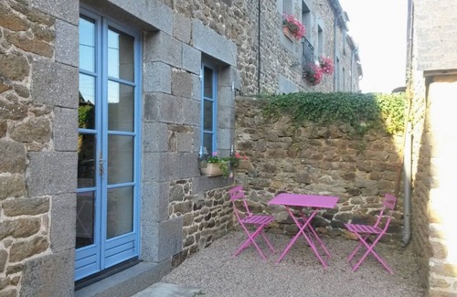 Pleudihen-sur-Rance Casa | Casa rural en una casa de campo típica a orillas del Rance