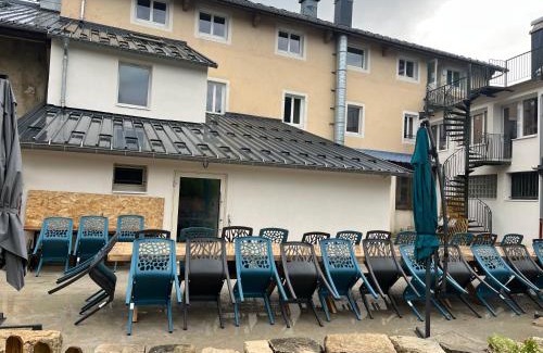 Mijoux Casa | Gite L'auberge - Gite de groupe Au Soleil Jura si Ain -