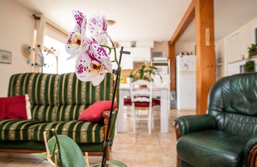 Sainte-Anastasie Casa | VACACIONES EN EL CEZALLIER EN AUVERNIA.