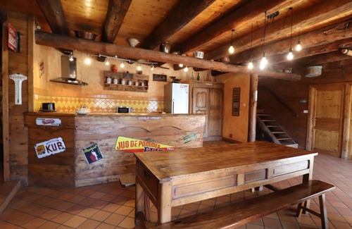 La Chapelle-d'Alagnon Cabaña | Gite La Chapelle-d'Alagnon, 5 bedrooms, 12 persons