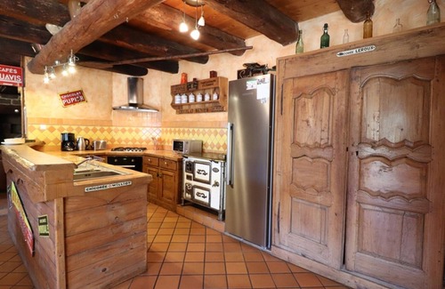 La Chapelle-d'Alagnon Cabaña | Gite La Chapelle-d'Alagnon, 5 bedrooms, 12 persons