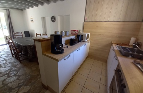 Saint-Andre-dAllas Casa | Gite La salamandre, furnished accommodation ***