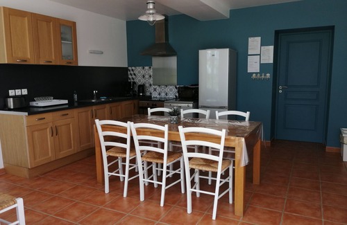 Le Molay-Littry Casa | ALQUILER: GRAN CASA DE VACACIONES EN EL PAÍS CON BILLAR, GRAN SALA DE ESTAR