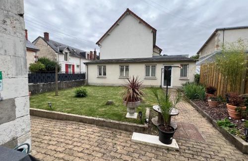 Bourges Casa | gite Le 75's