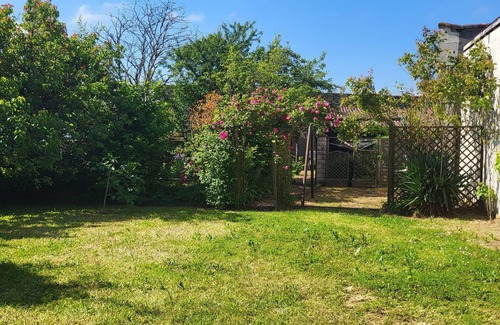 Doue-en-Anjou Casa | Gite le Chai sleeps 7