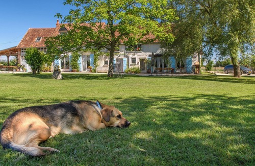 Herry Apartamento | Gîte Le Corbier. Absolute peace and yet only 10km from the A77 autoroute.
