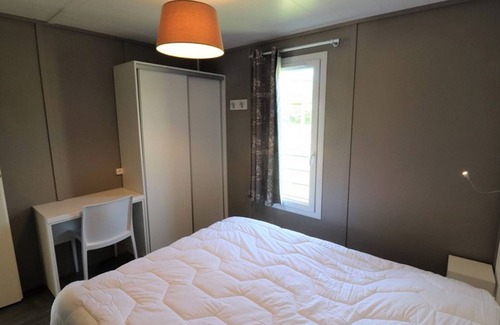 Le Rouget-Pers Cabaña | Gite Le Rouget-Pers, 2 bedrooms, 4 persons
